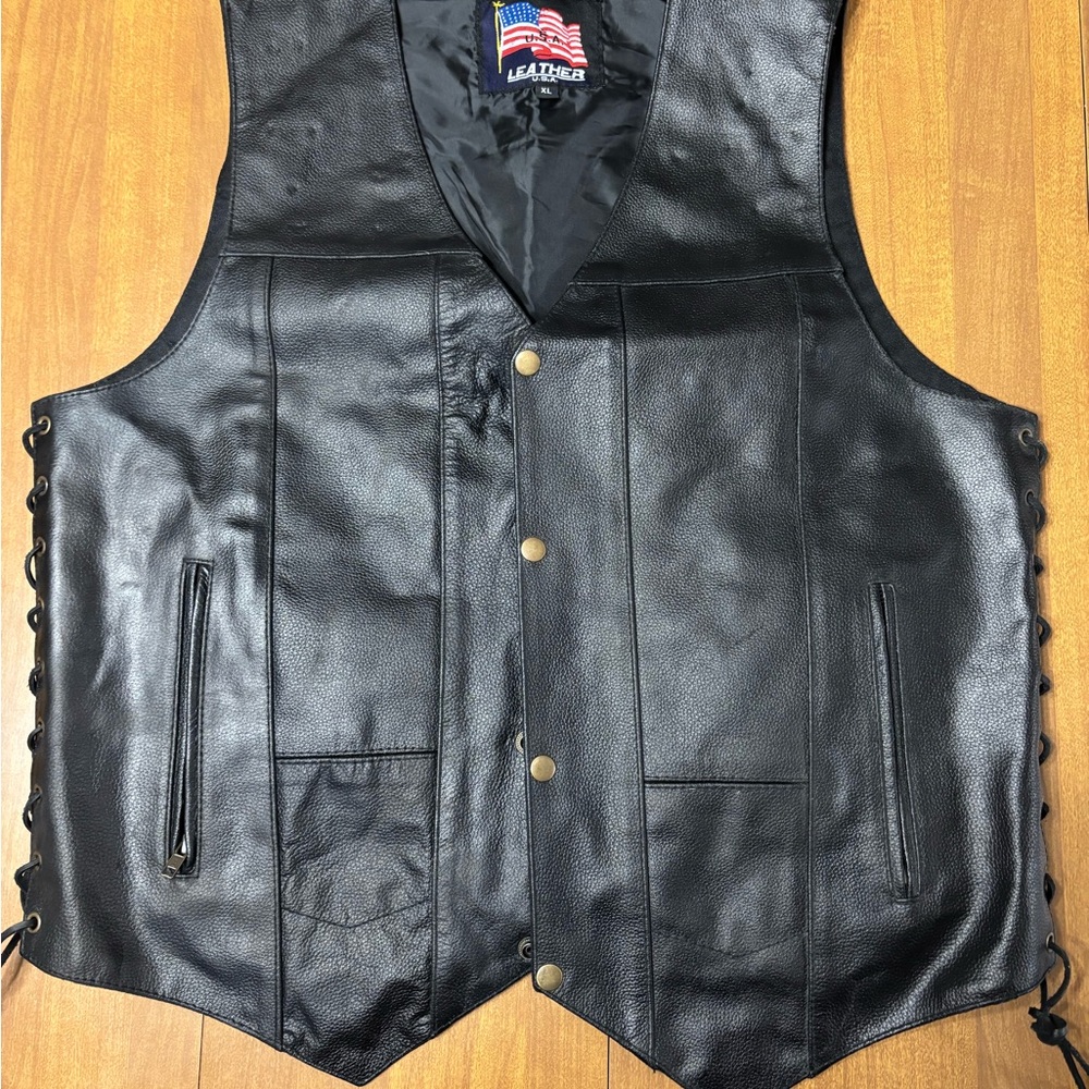 Black Vest Sleek and Versatile Jacket